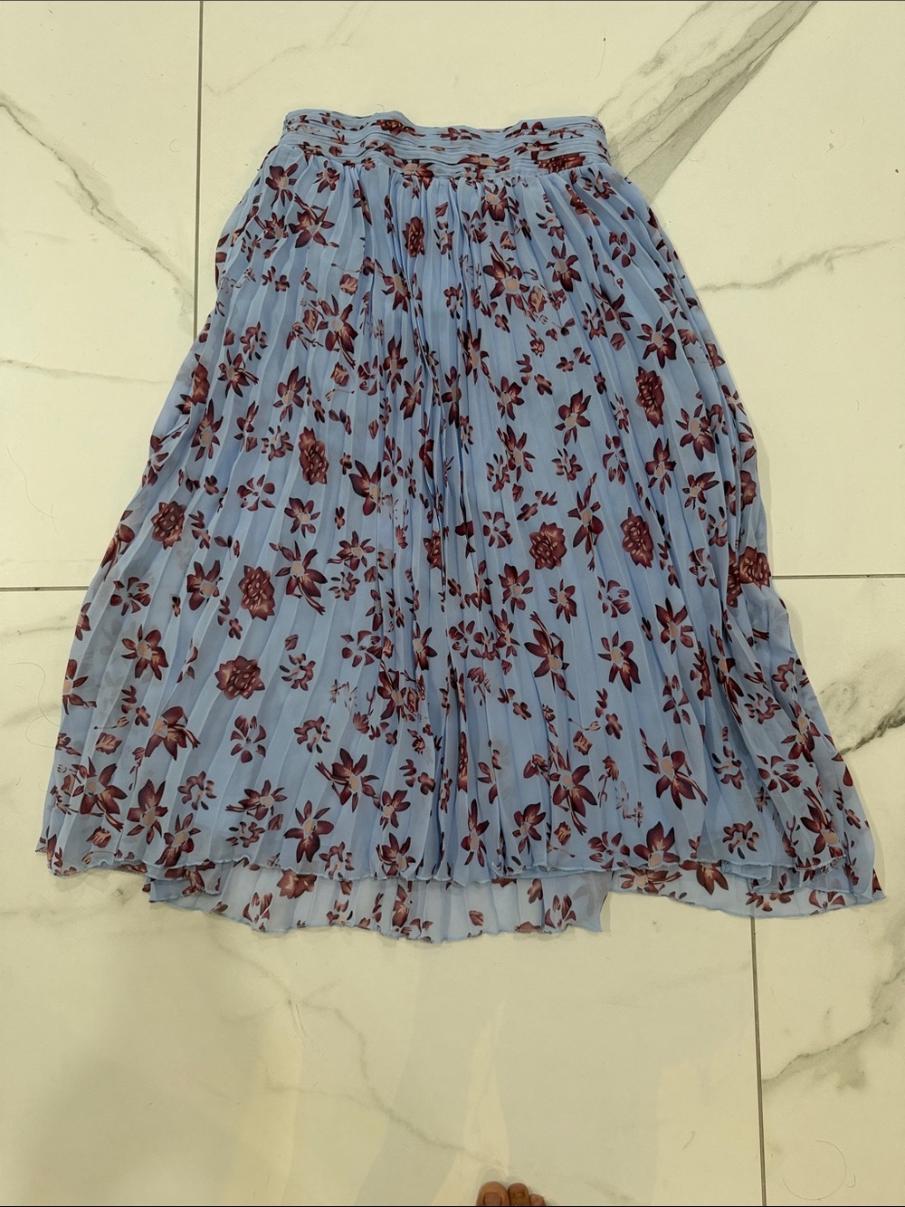 WD.NY Light Blue Pleated Midi Skirt with Maroon Floral Print